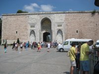 IMG 6700  Entrance to Topkapi Palace. Very quiet at this moment. But when we wanted to go thru this gate on wednesday, there were a lot of people. And it took us 20 minutes to get thru.