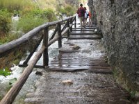 Plitvicka Jezera60  Flooding. But via the stones.........